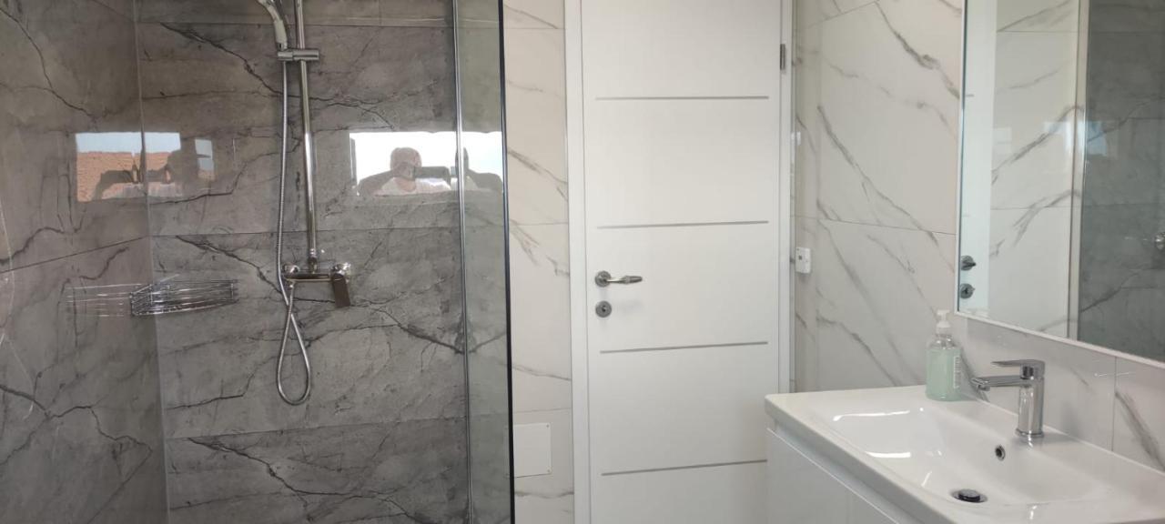 Apartments Inbox Кострена Экстерьер фото