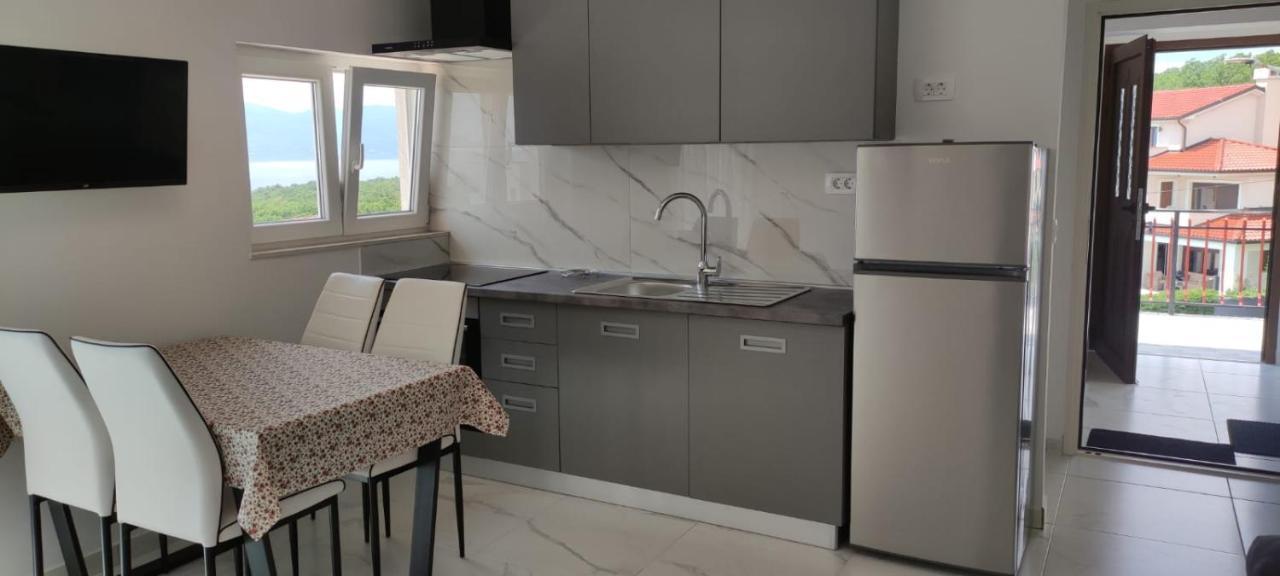 Apartments Inbox Кострена Экстерьер фото