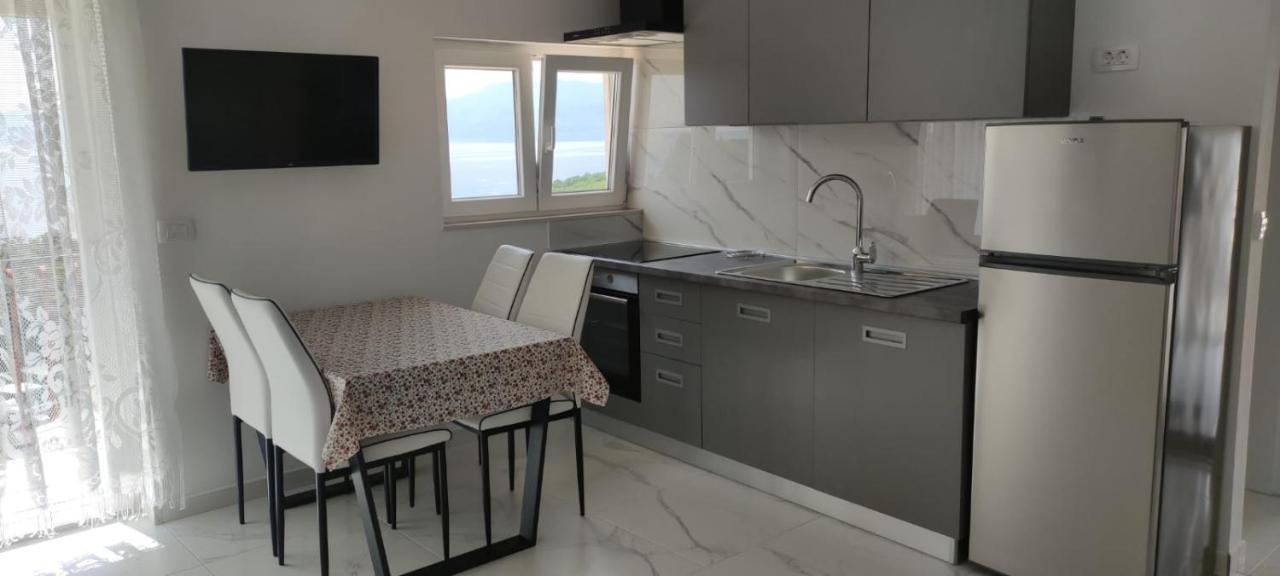 Apartments Inbox Кострена Экстерьер фото