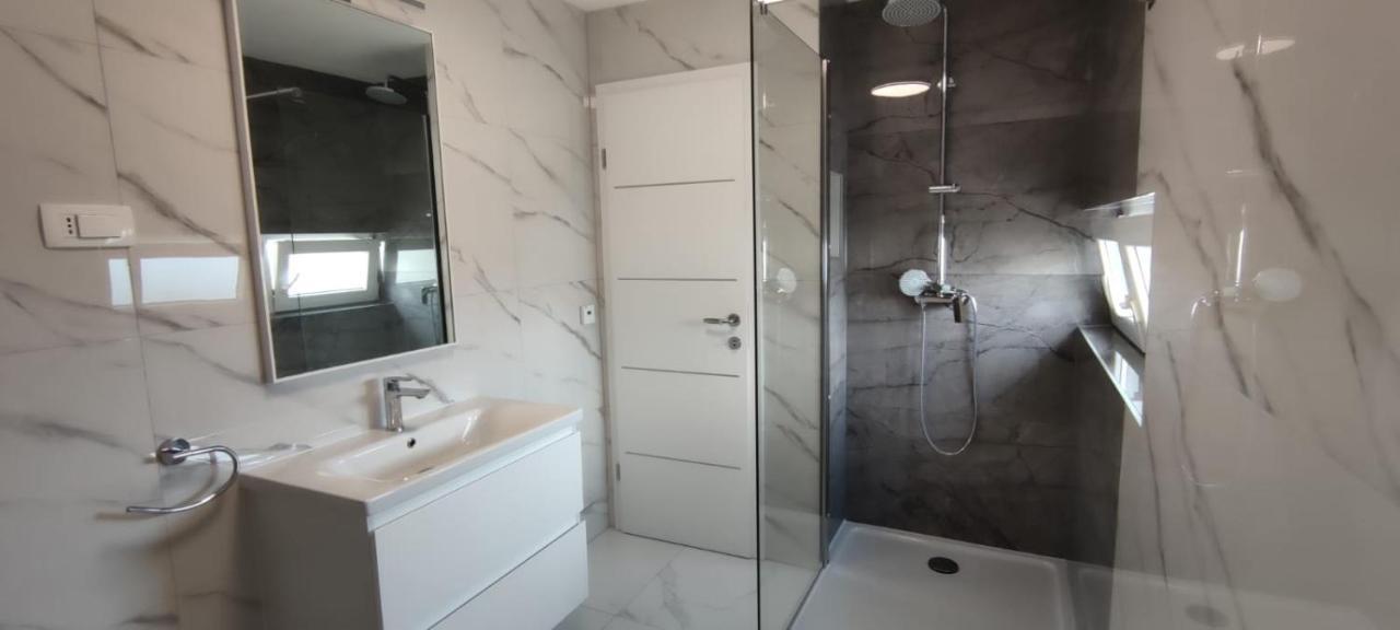Apartments Inbox Кострена Экстерьер фото