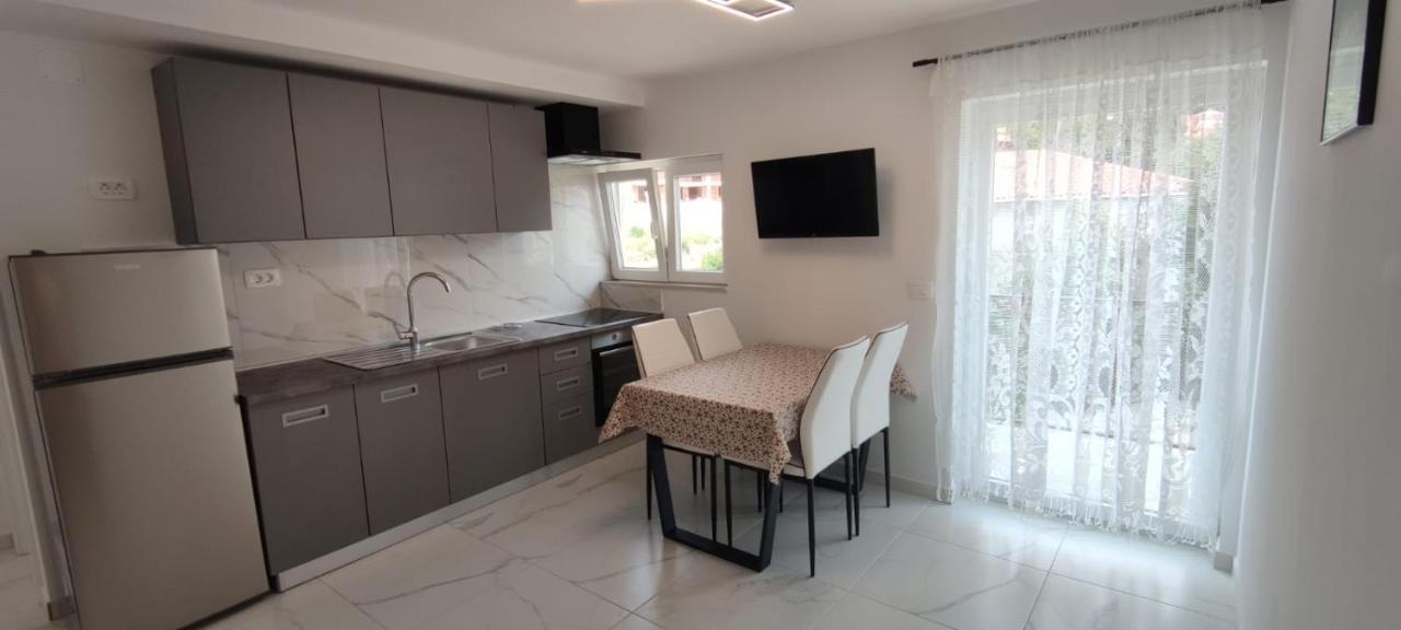 Apartments Inbox Кострена Экстерьер фото